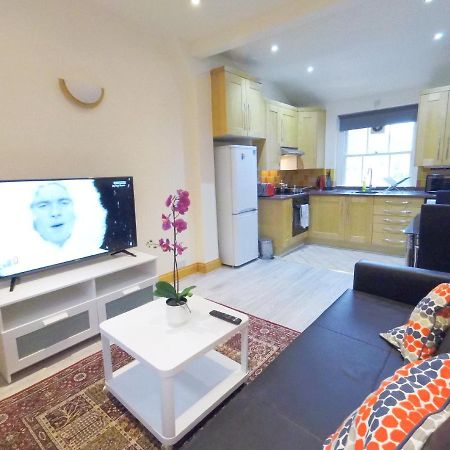 Flat 2, 6 Tauton Mews In Marylebone Apartment London Exterior photo